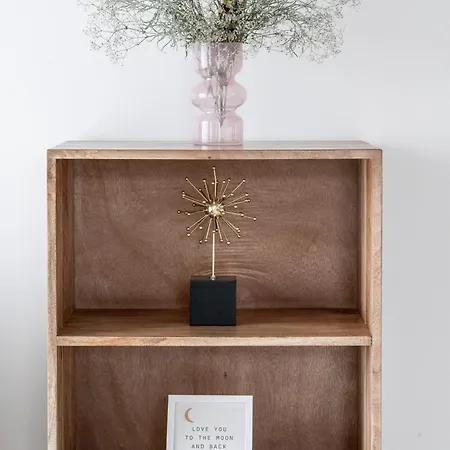 Floor, Spacious W-balcony & Garage I Cohost *