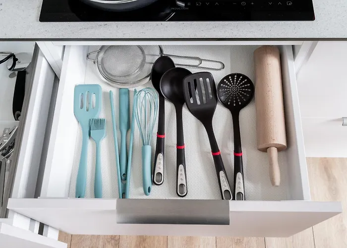 شقة Floor, Spacious W-balcony & Garage I Cohost *