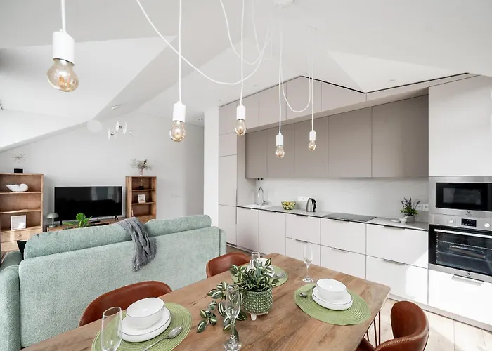 Apartamento Floor, Spacious W-balcony & Garage I Cohost *