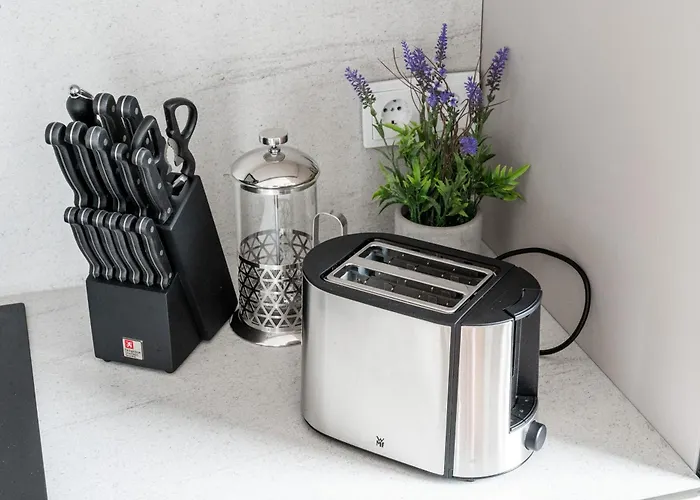 Floor, Spacious W-balcony & Garage I Cohost فيلنيوس