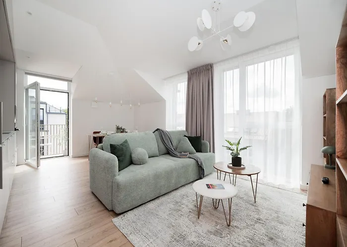 Floor, Spacious W-balcony & Garage I Cohost * فيلنيوس