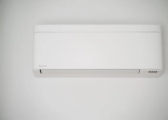 아파트 Floor, Spacious W-balcony & Garage I Cohost *