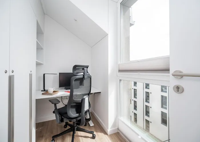 Floor, Spacious W-balcony & Free Parking I Cohost Vilnius