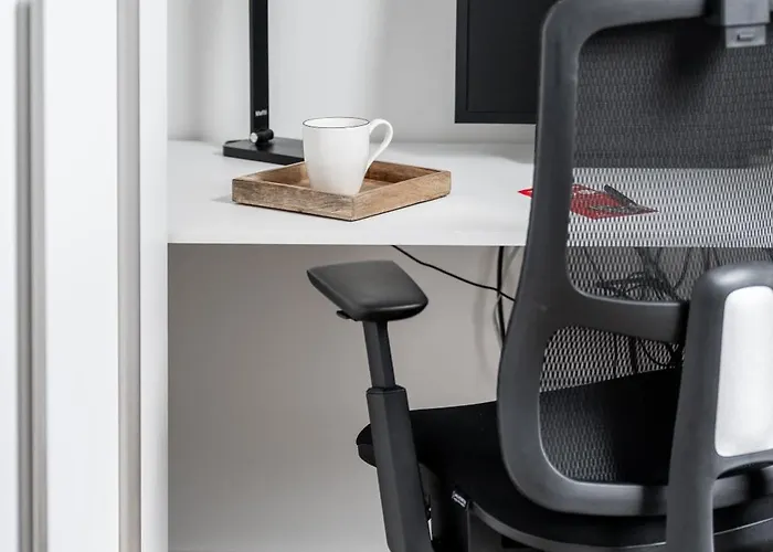 Floor, Spacious W-balcony & Free Parking I Cohost * Vilnius